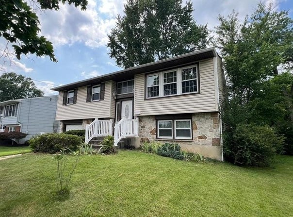 7 WRIGHT AVENUE, STRATFORD, NJ 08084