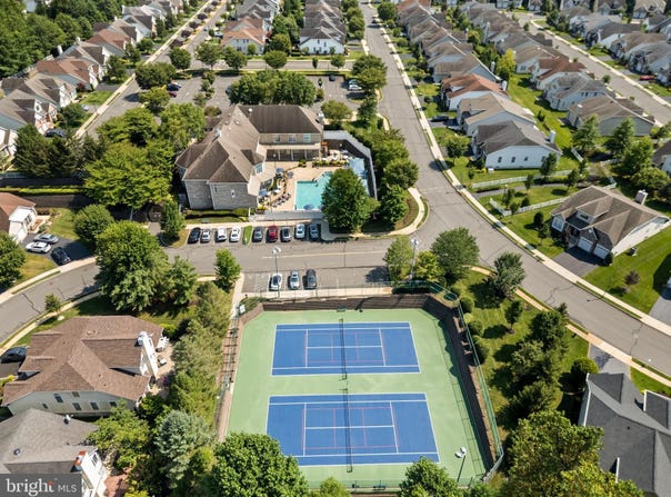 319 HIGHGATE COURT, MARLBORO, NJ 07746