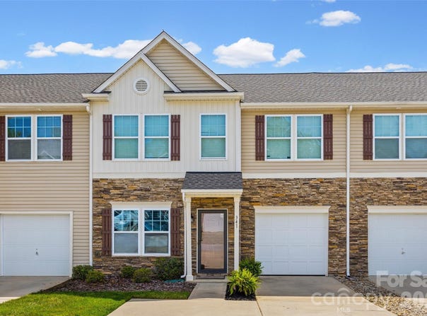341 Battery Circle, Clover, SC 29710