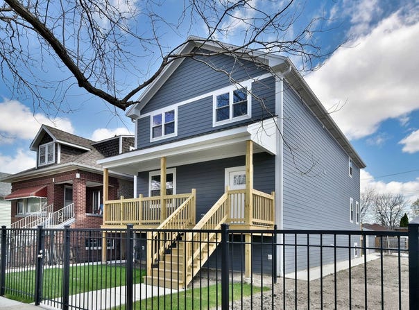 2123 N Austin Avenue, Chicago, IL 60639