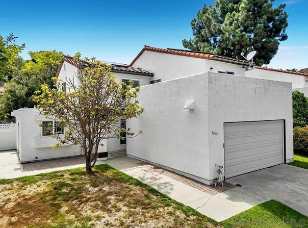 9885 Aldergrove Lane, Spring Valley, CA 91977