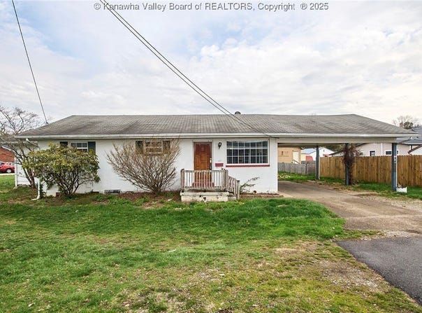 455 Kane Street, Milton, WV 25541
