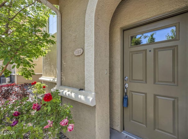 9050 Double R Boulevard unit: Apt 1123, Reno, NV 89521