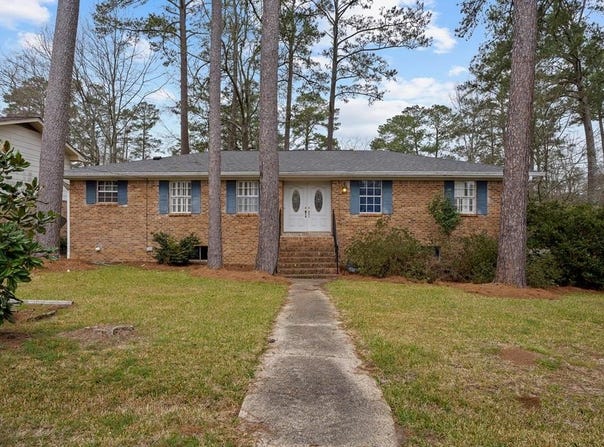 103 Parks St, COLLINS, MS 39428