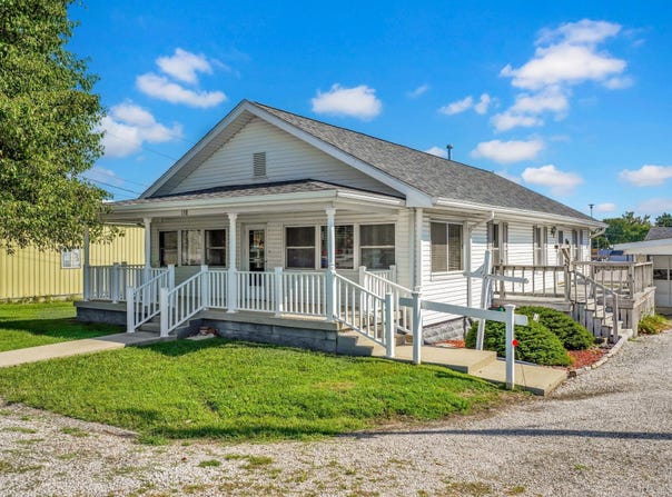 158 Teke Burton Drive, Mitchell, IN 47446