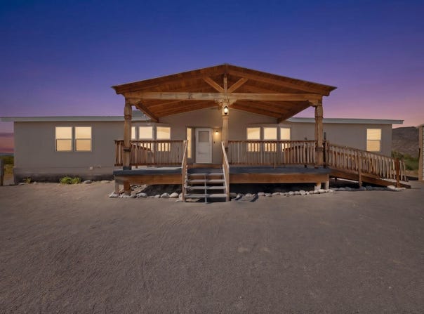 1256 County Rd 142, Medanales, NM 87548