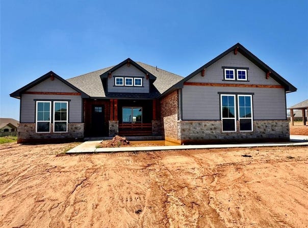 10116 NW 100th Street, Yukon, OK 73099