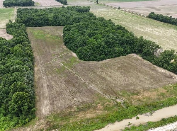 0 W of IRDD #1, Broseley, MO 63901