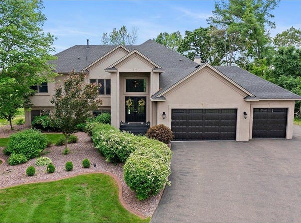 7447 213th Street N, Forest Lake, MN 55025