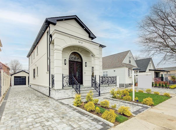 163-61 20th Ave, Whitestone, NY 11357