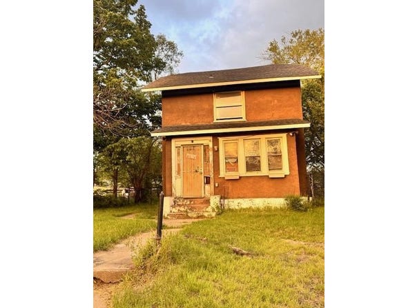 435 Buchanan Street, Gary, IN 46402