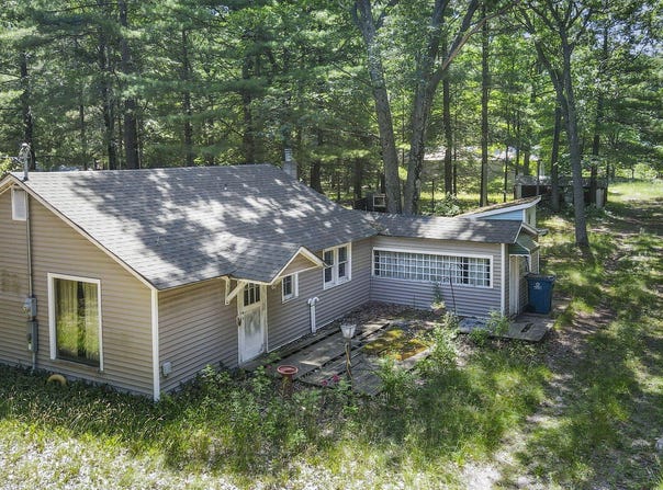 2267 Caberfae Highway, Manistee, MI 49660