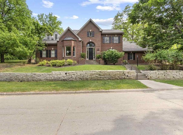 1725 Windsor Ct, IowaCity, IA 52245