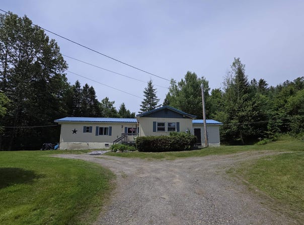23 East Colebrook Road, Colebrook, NH 03576