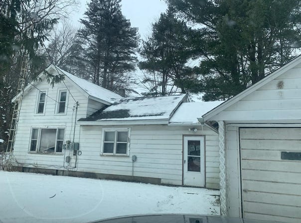 3358 Farnsworth Road, Lapeer, MI 48446