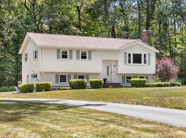 24 Juniper Brook Road, Northborough, MA 01532