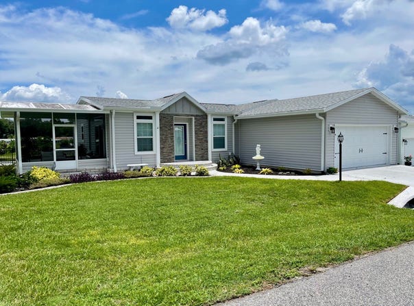 513 Palmer Dr, Lady Lake, FL 32159