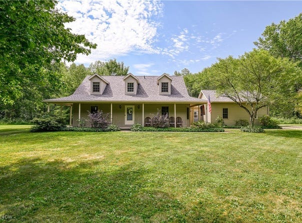 6640 Giddings Road, Rootstown, OH 44272