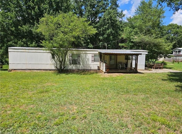 4413 Lewis Road, East Bend, NC 27018