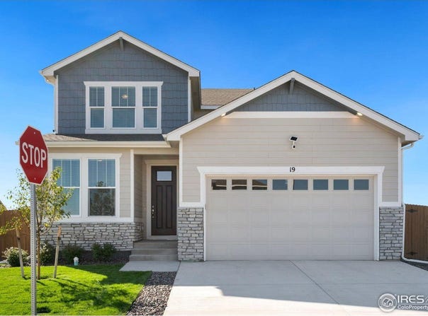 19 Chipeta Way, Lochbuie, CO 80603