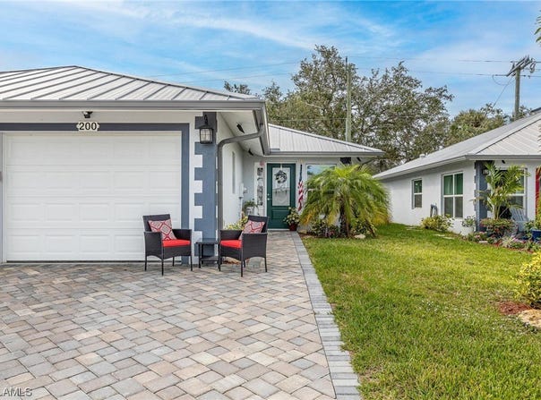 200 Village Circle unit: 21, Labelle, FL 33935