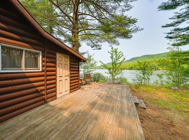 59 Alice Bissell Lane, Long Lake, NY 12847