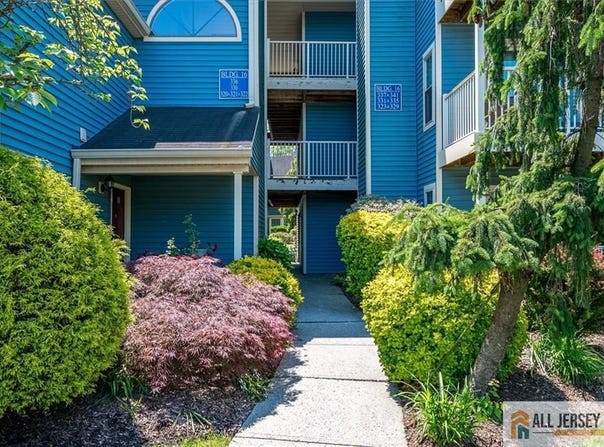 331 Cozzens Court, East Brunswick, NJ 08816