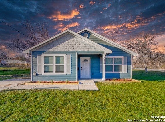 2347 Dakota, San Antonio, TX 78203
