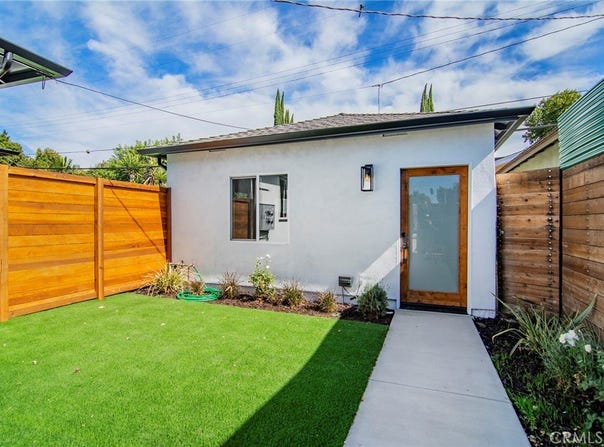 6442 Bertrand, Reseda, CA 91335