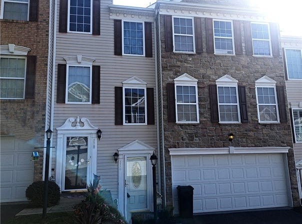 116 Alderwood Drive, South Greensburg Boro, PA 15601