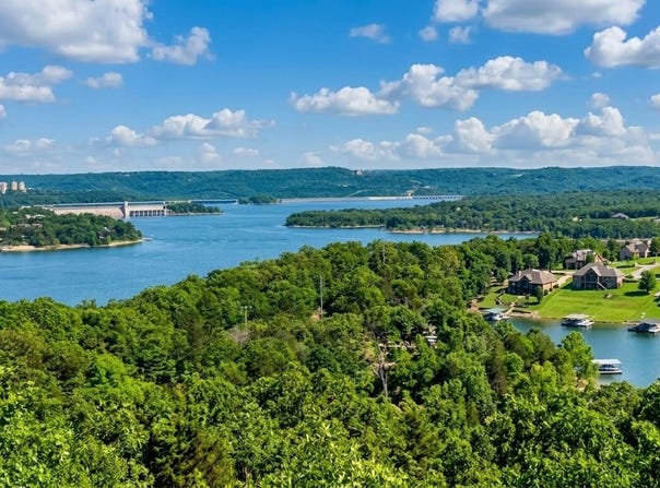 46 Acoma Drive, Branson West, MO 65737