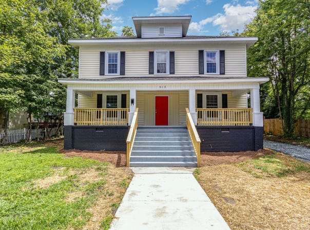 512 Maple Avenue, Burlington, NC 27215
