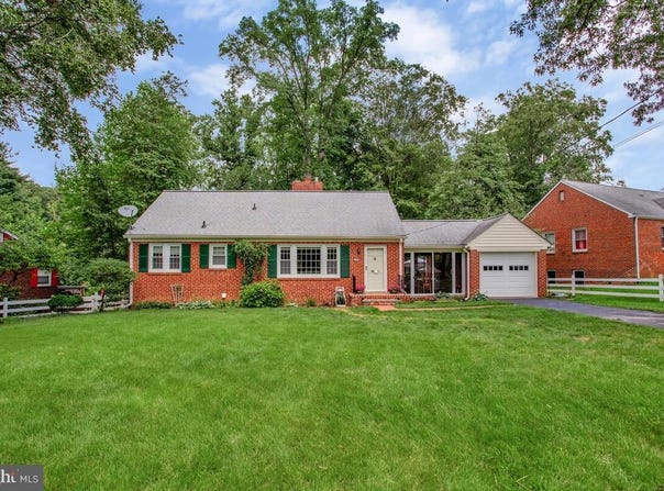 3304 CHATHAM ROAD, HYATTSVILLE, MD 20783