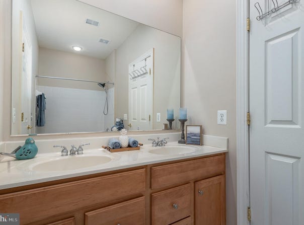 11787 CHANCEFORD DRIVE, WOODBRIDGE, VA 22192