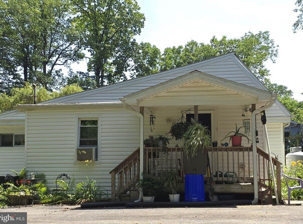 834 OBERLIN ROAD, MIDDLETOWN, PA 17057