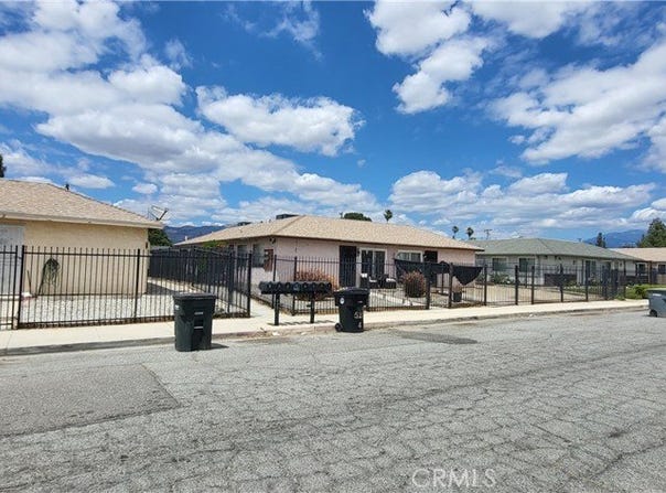 526 Greystone, Hemet, CA 92543