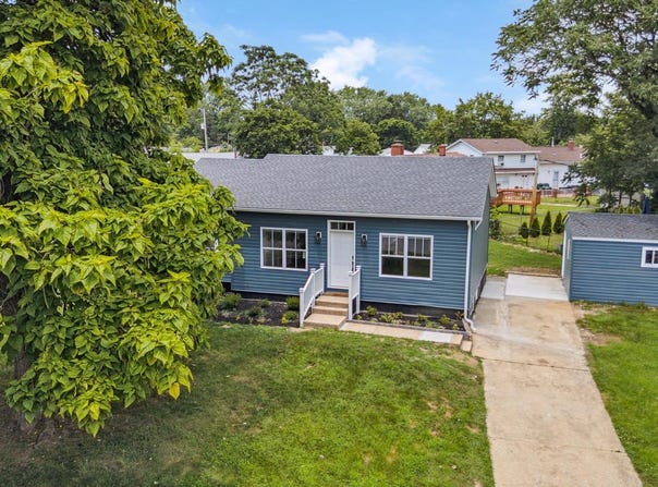 60 JOHN COLLINS CIRCLE, DOVER, DE 19904