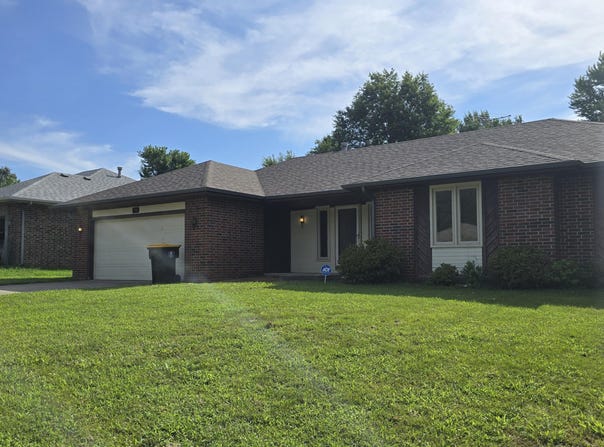 410 Hillcrest Avenue, Nixa, MO 65714