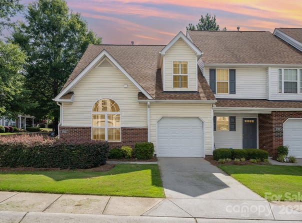 11921 Lambert Bridge Drive, Charlotte, NC 28270