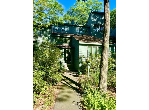 239 Ledge Drive, Torrington, CT 06790