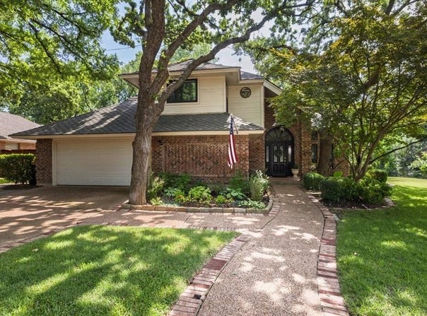 3106 Flintridge Drive, Arlington, TX 76017