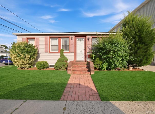 162 Baisley Avenue, East Rockaway, NY 11518