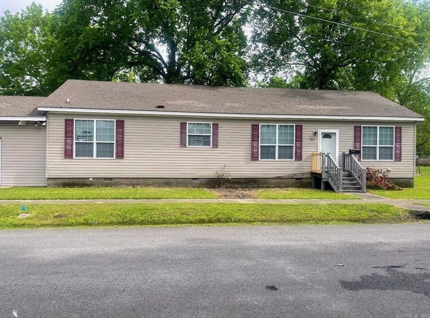601 Broadway St Street, Augusta, AR 72006