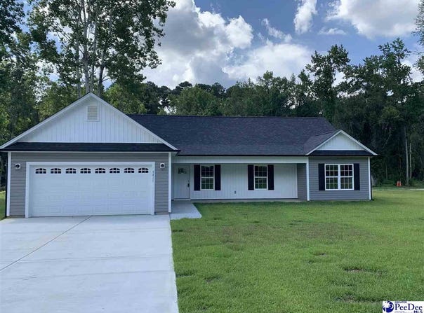 7411 E National Cemetery Road, Florence, SC 29506