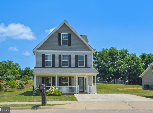 143 LOFTY CIRCLE, STUARTS DRAFT, VA 24477