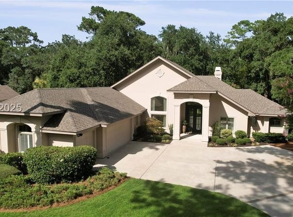 19 River Club Drive, Hilton Head Island, SC 29926
