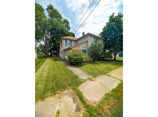 409 S High Street, Green Camp, OH 43322