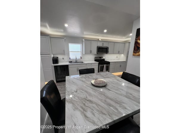 200 W 20th Street, Rifle, CO 81650