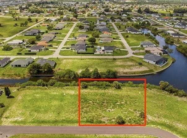 1812 NW 2nd Terrace, Cape Coral, FL 33993