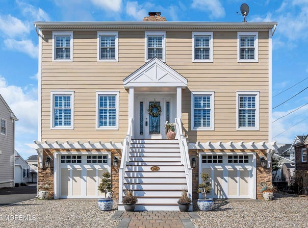 305 Chicago Avenue, Point Pleasant Beach, NJ 08742